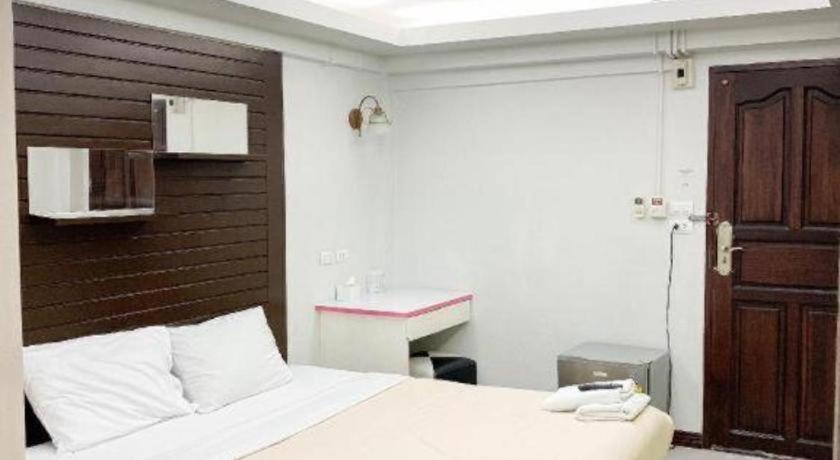 Huay Kaew Palace 1 Hotel